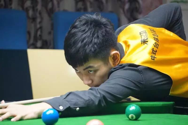 更像是一位 更像是一位