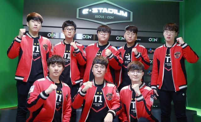 极为严密的 极为严密的