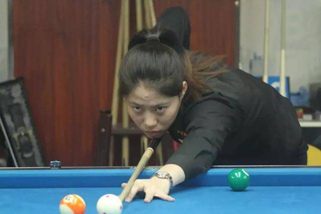 双重压力仍 双重压力仍